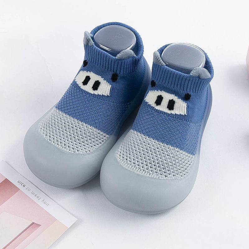 Anti-Slip Cartoon China shoes for baby