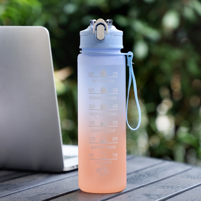 Plastic water cup high-value space cup gradient large-capacity water cup 750ml
